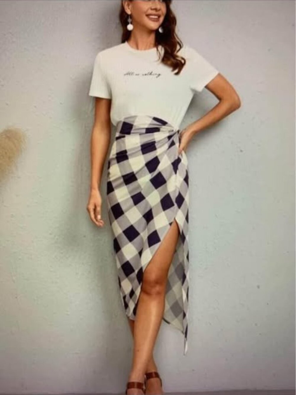 Ladies XL Checkerboard split skirt 10.00